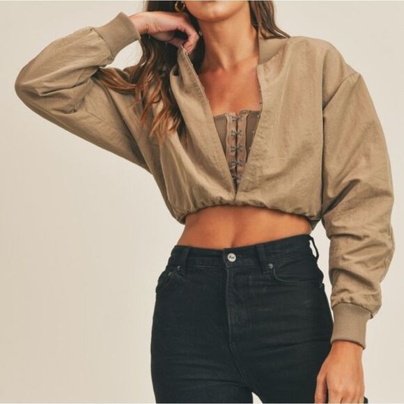 **Sellimg Fast ⭐️MABLE Cropped Or Not Two Way Jacket in Mocha Sz Sm Md - Picture 8 of 9